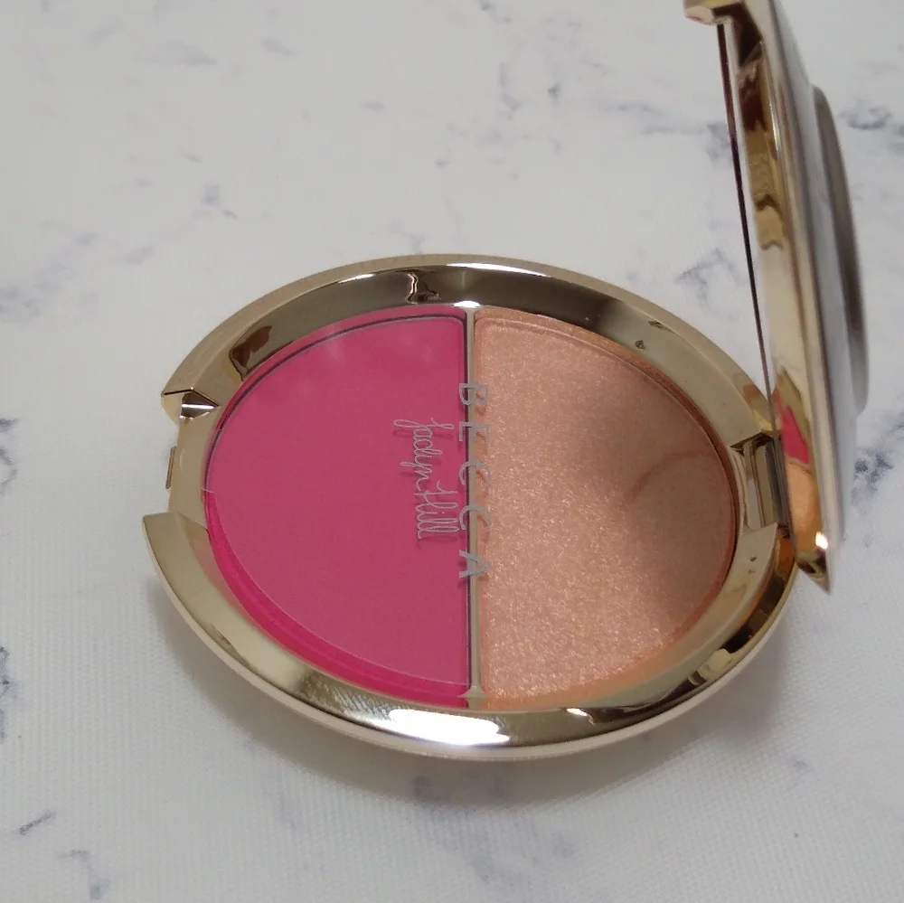 Champagne Splits Shimmering Skin Perfector Blush Champagne Pop Hyacinth